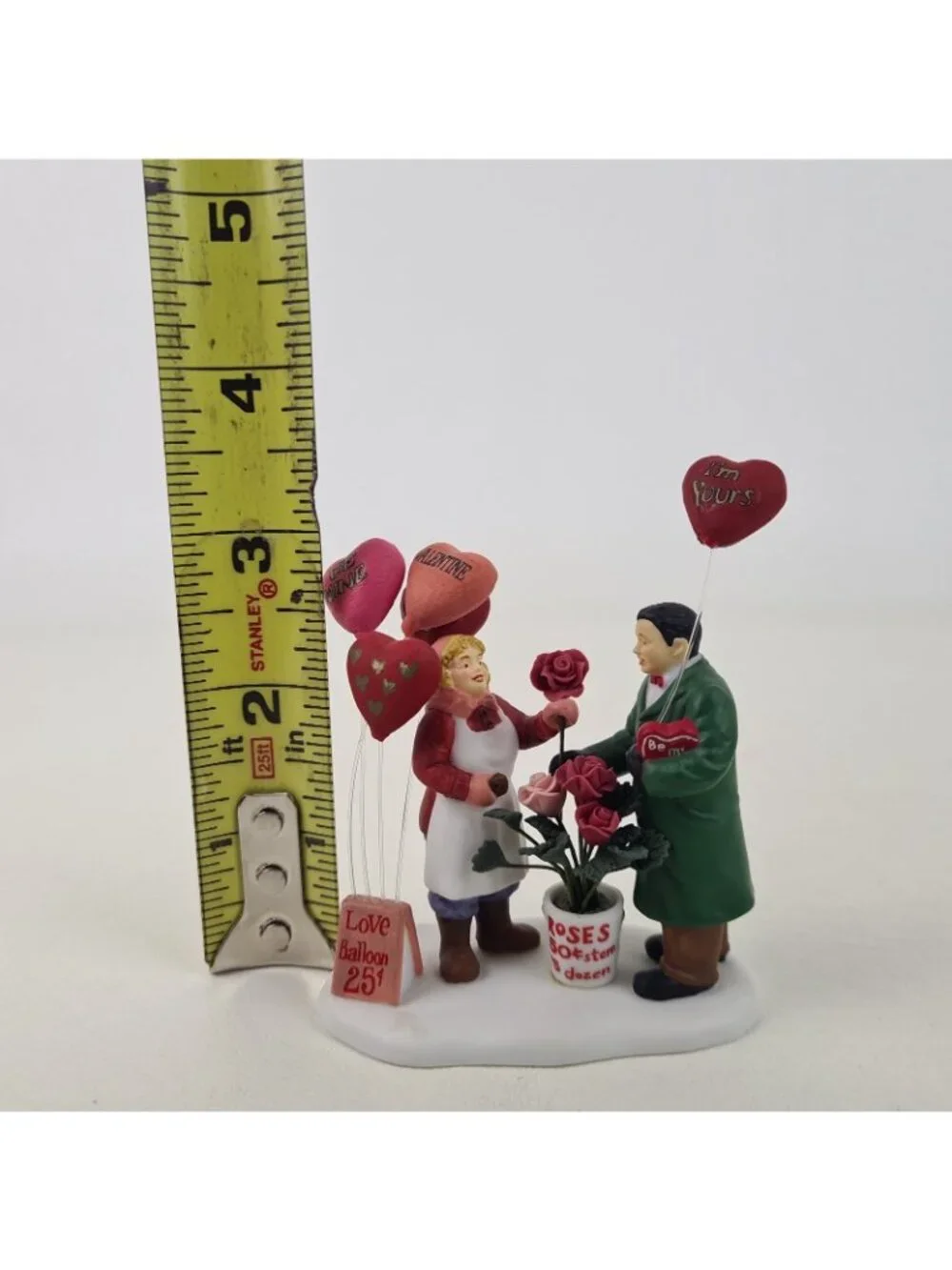 Department 56 For You Sweetheart 58987 Christmas In The City Figure Accessory